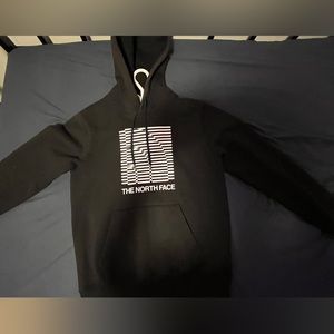 Black,The north face hoodie,small,a little warm